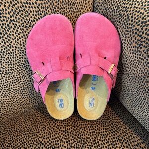 Birkenstock Fuchsia Suede Slippers EU36